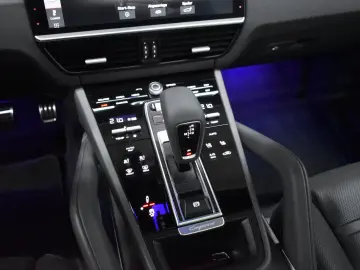 ✨ Porsche Cayenne Turbo   V8 549 CP Sport Chrono
