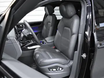 ✨ Porsche Cayenne Turbo   V8 549 CP Sport Chrono