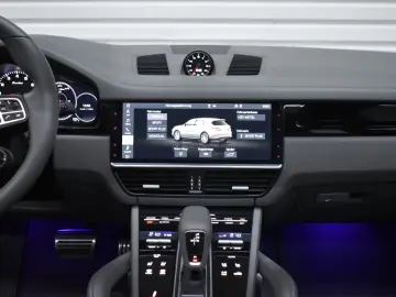 ✨ Porsche Cayenne Turbo   V8 549 CP Sport Chrono
