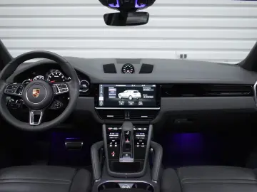 ✨ Porsche Cayenne Turbo   V8 549 CP Sport Chrono