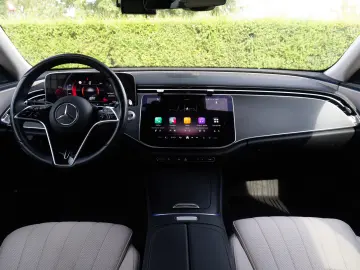 Mercedes-Benz E 220d 4Matic AVANTGARDE