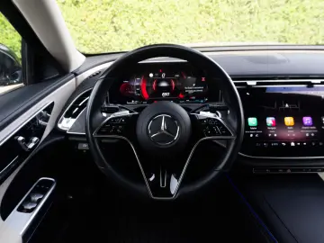 Mercedes-Benz E 220d 4Matic AVANTGARDE