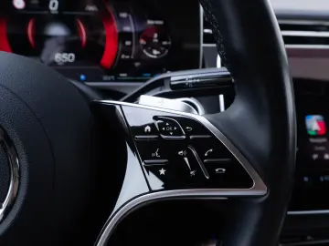 Mercedes-Benz E 220d 4Matic AVANTGARDE