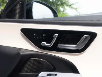 Mercedes-Benz E 220d 4Matic AVANTGARDE