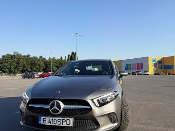 Mercedes-Benz A 250e