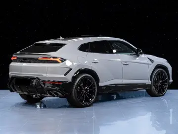 Lamborghini Urus SE - CARBON - MY 2026