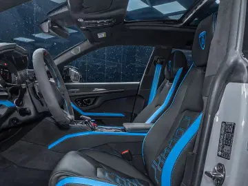 Lamborghini Urus SE - CARBON - MY 2026