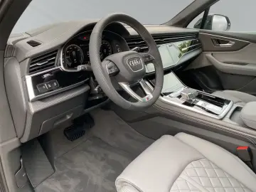 Audi Q7 SUV 60 TFSI e quattro S line