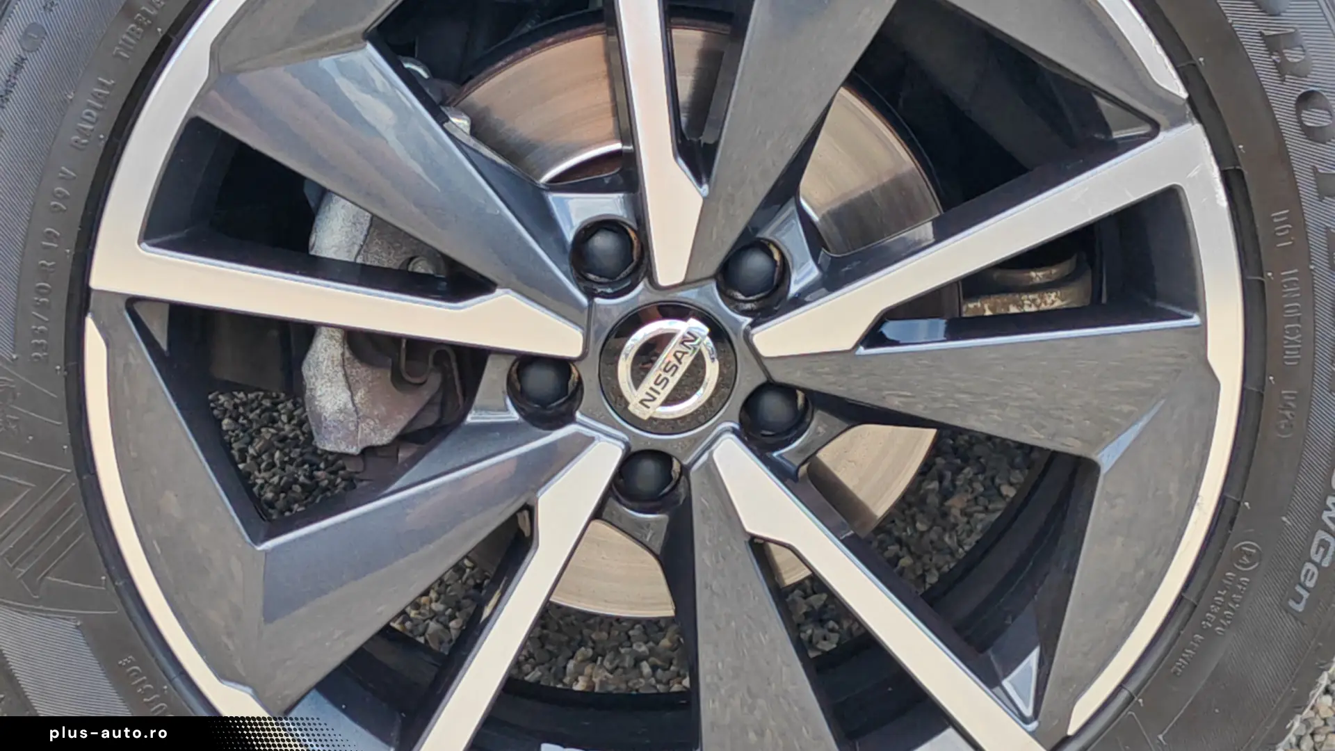 Nissan Qashqai 2022  98.000km  1 3 Benzina Hybrid  Automat