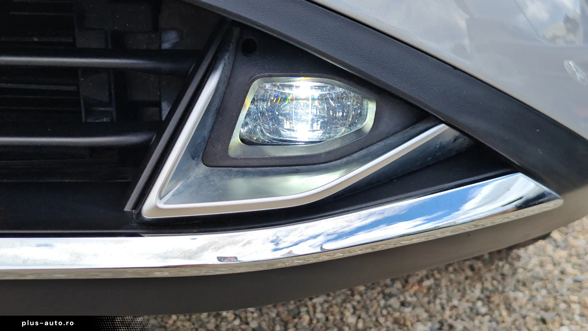 Nissan Qashqai 2022  98.000km  1 3 Benzina Hybrid  Automat
