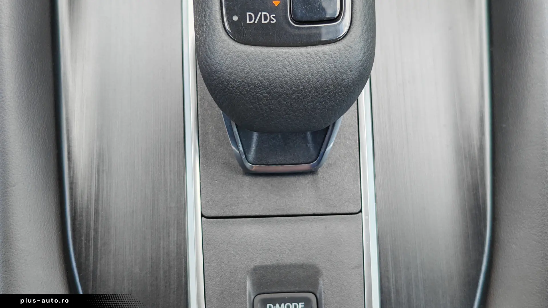 Nissan Qashqai 2022  98.000km  1 3 Benzina Hybrid  Automat