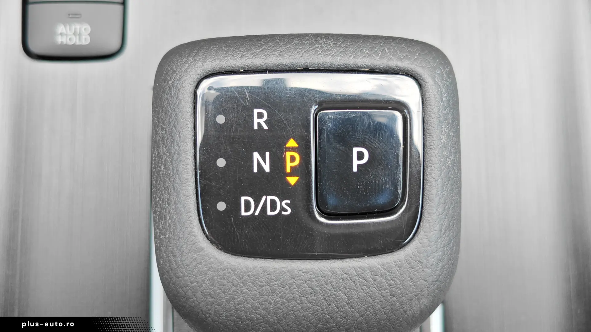 Nissan Qashqai 2022  98.000km  1 3 Benzina Hybrid  Automat