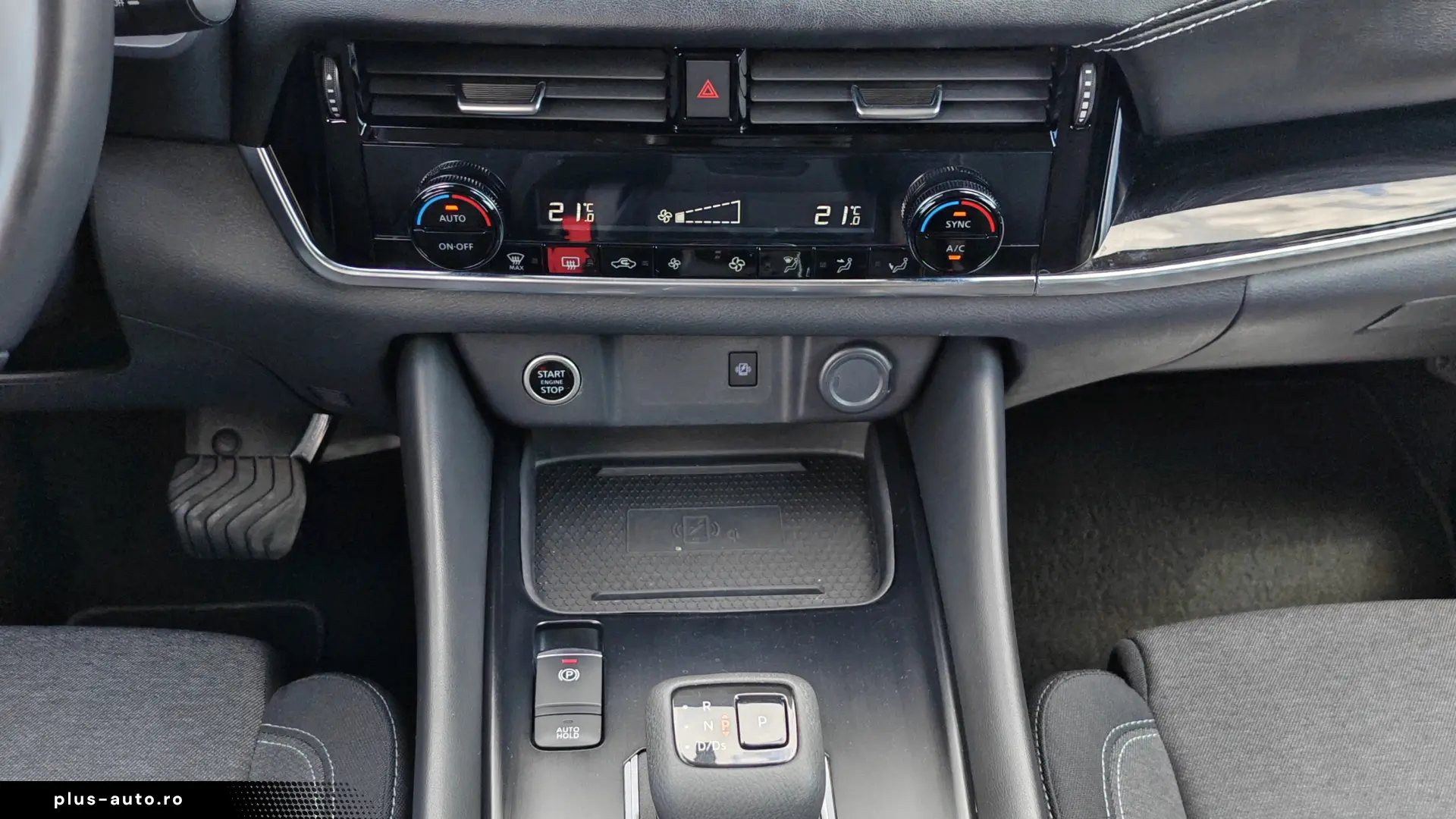Nissan Qashqai 2022  98.000km  1 3 Benzina Hybrid  Automat