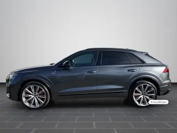 Audi Q8 SUV S line  TFSI e quattro