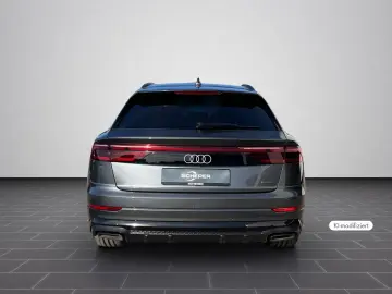 Audi Q8 SUV S line  TFSI e quattro