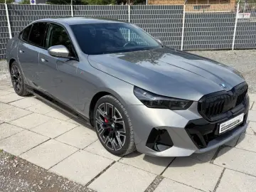 BMW 550 e xDrive MSportPro DrivAssisProf Bowers Wilk