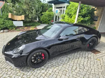 PORSCHE 922 Carrera GTS Panorama Matrix Lift Bose
