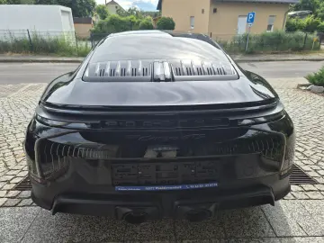 PORSCHE 922 Carrera GTS Panorama Matrix Lift Bose
