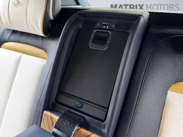 ROLLS ROYCE Cullinan 4 Seats Shooting Star Picnic Tables