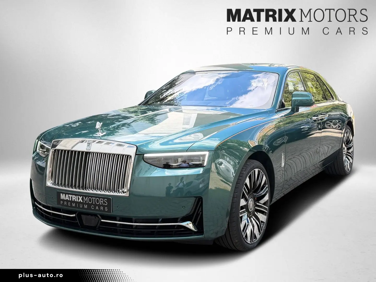 ROLLS ROYCE Ghost Series ll Theatre Picnic BeSpoke Massage