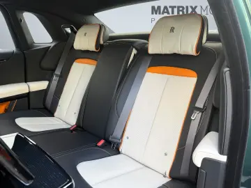 ROLLS ROYCE Ghost Series ll Theatre Picnic BeSpoke Massage