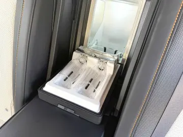 ROLLS ROYCE Ghost Series ll Theatre Picnic BeSpoke Massage