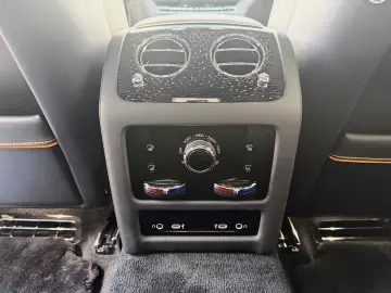 ROLLS ROYCE Ghost Series ll Theatre Picnic BeSpoke Massage