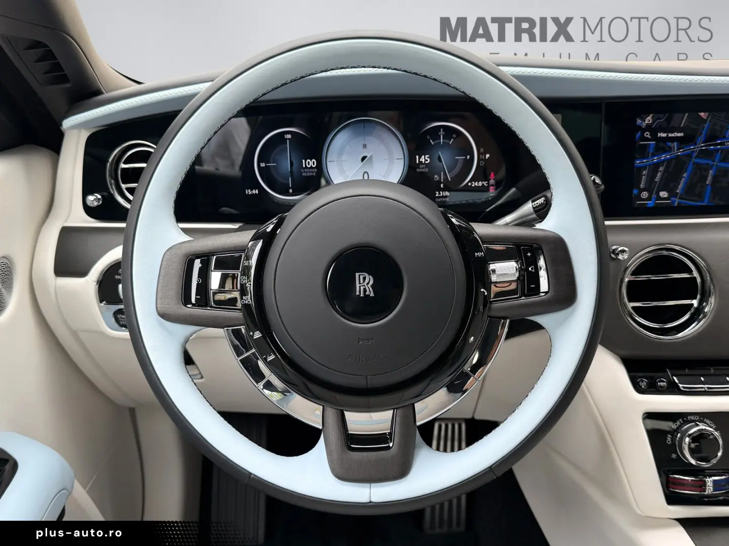 ROLLS ROYCE Ghost Series ll Theatre Picnic BeSpoke Massage