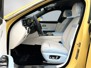ROLLS ROYCE Ghost Series ll Theatre Picnic BeSpoke Massage