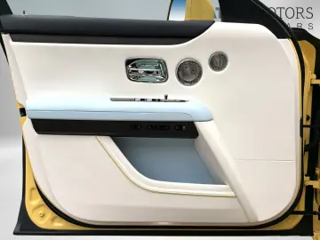 ROLLS ROYCE Ghost Series ll Theatre Picnic BeSpoke Massage