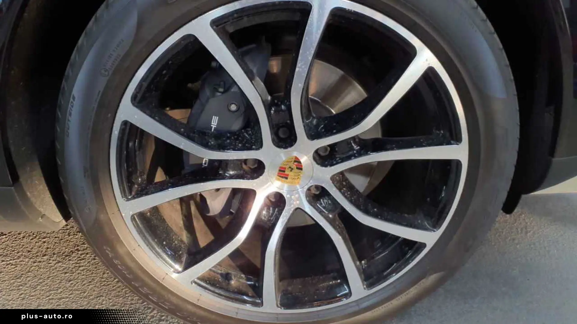 Porsche Cayenne Platinum Edition   Sport Chrono