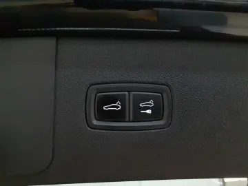 Porsche Cayenne Platinum Edition   Sport Chrono