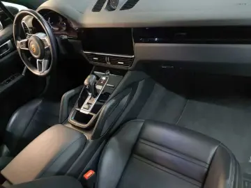 Porsche Cayenne Platinum Edition   Sport Chrono