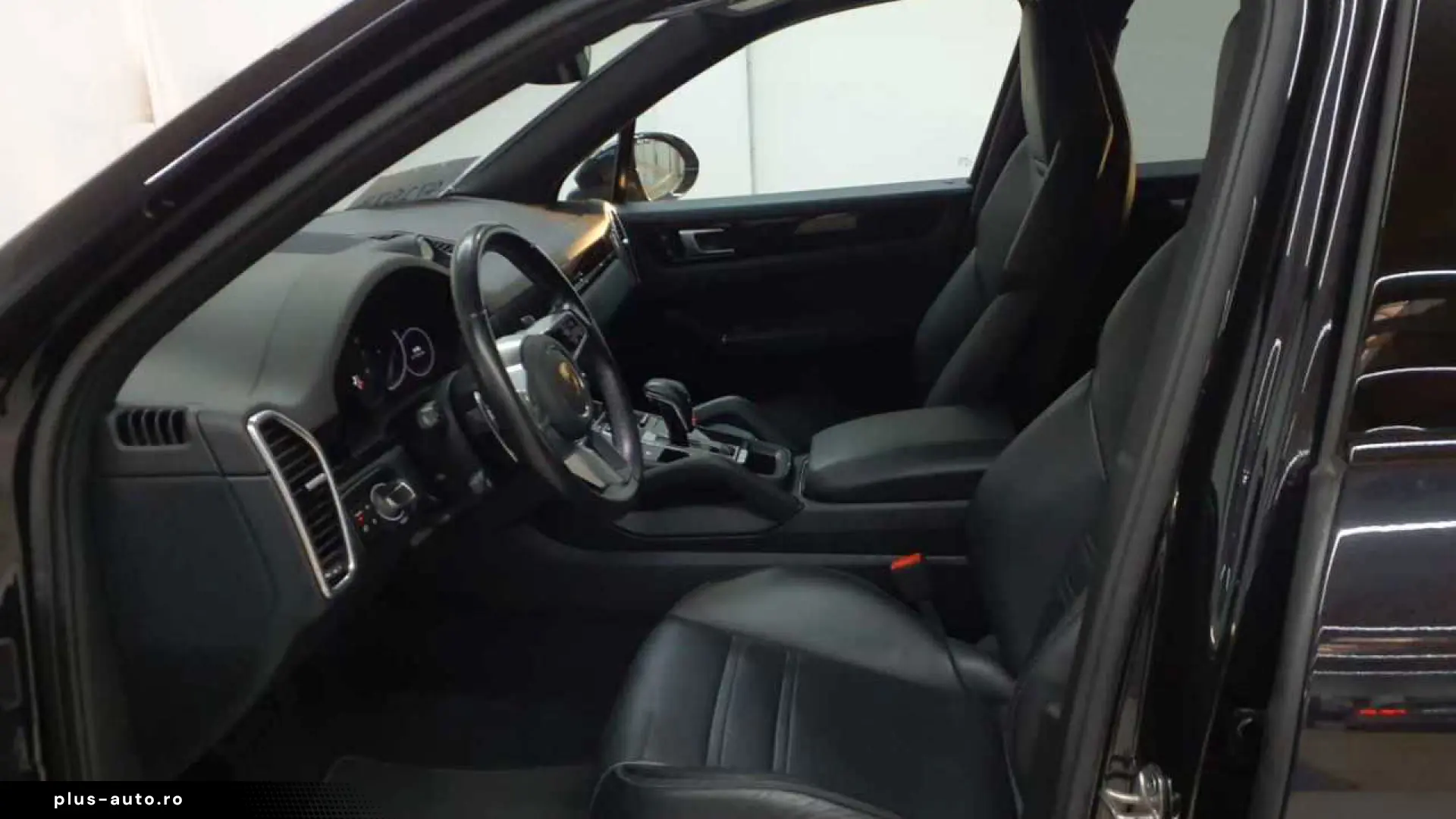 Porsche Cayenne Platinum Edition   Sport Chrono