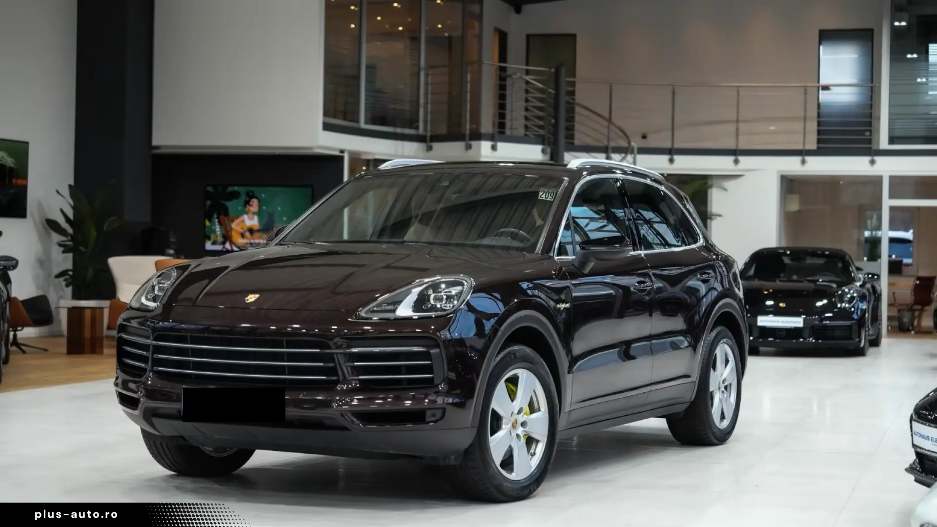 Porsche Cayenne E-Hybrid   Sport Chrono