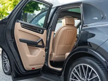 Porsche Cayenne S   Porsche Approved