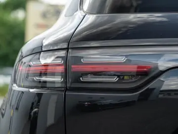 Porsche Cayenne S   Porsche Approved