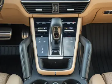 Porsche Cayenne S   Porsche Approved