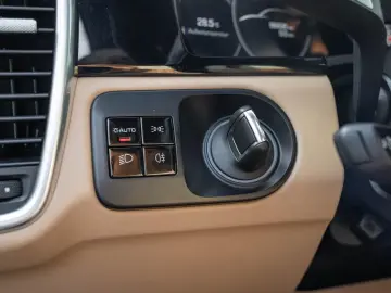 Porsche Cayenne S   Porsche Approved