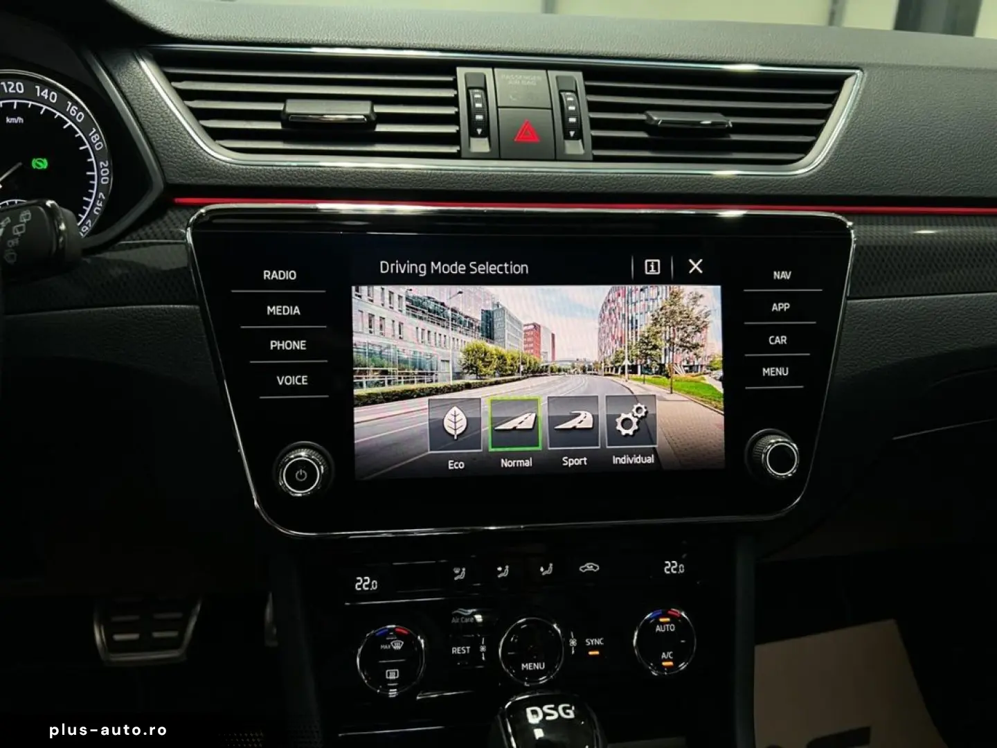 Skoda Superb 1.4 TSI ACT DSG SportLine