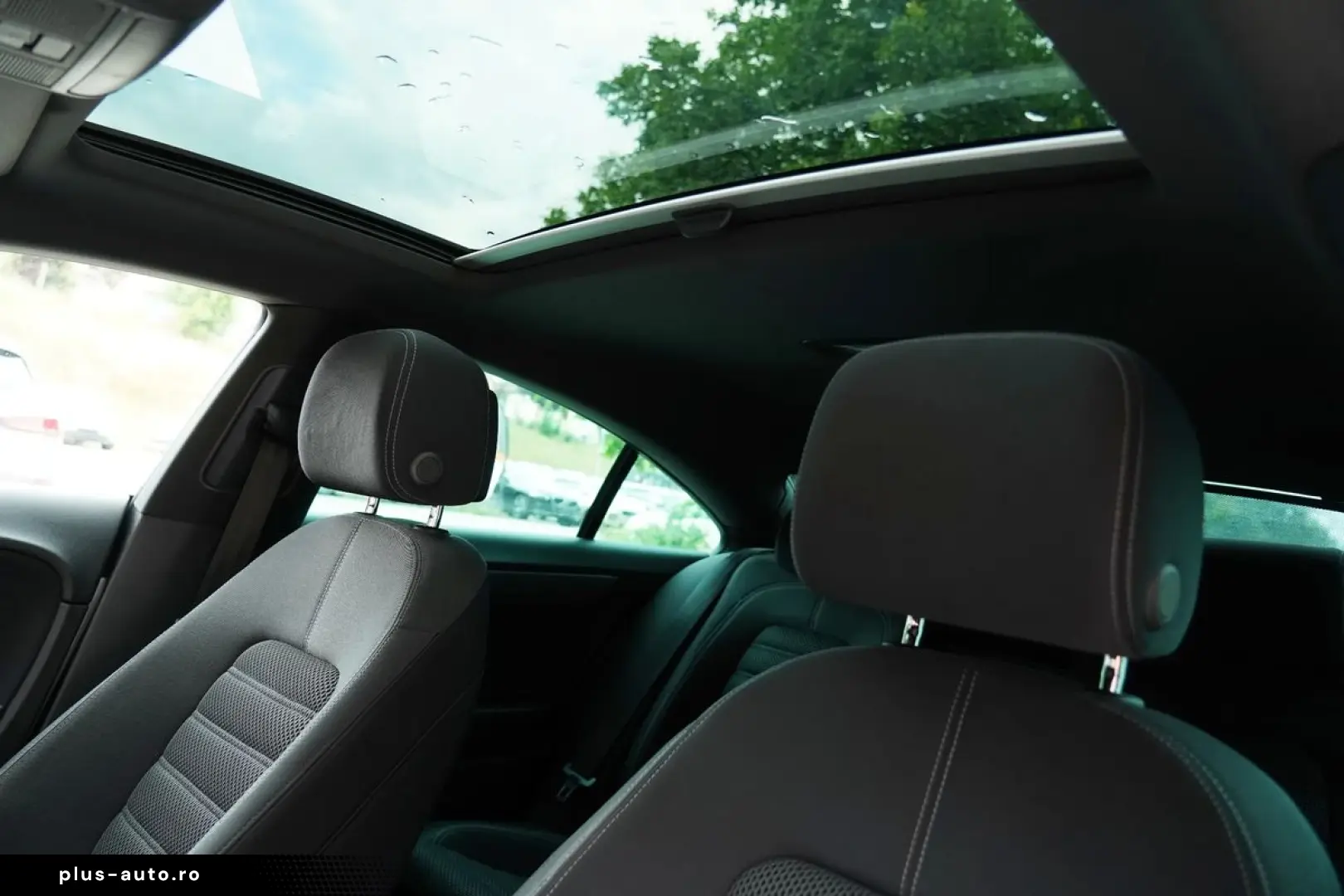 Volkswagen Passat-Cc