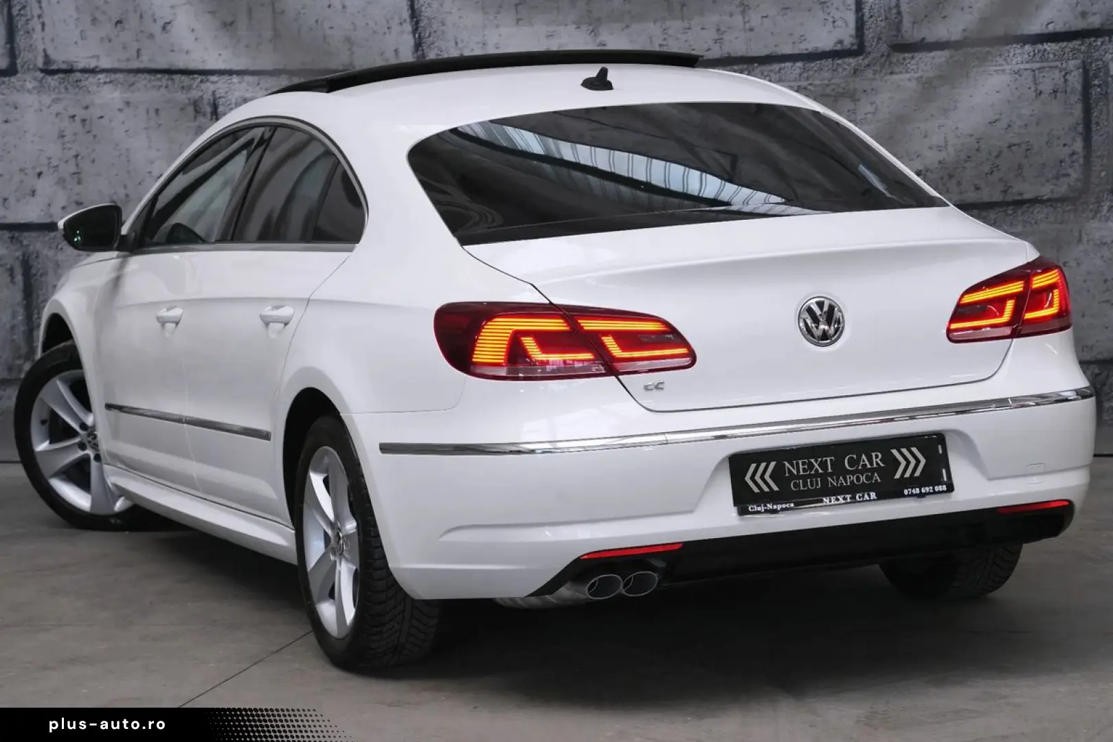 Volkswagen Passat-Cc