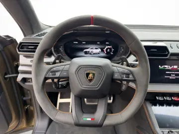 LAMBORGHINI Urus SE   4.0 V8 PHEV