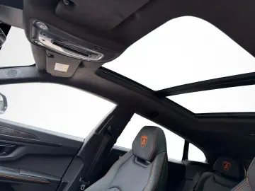 LAMBORGHINI Urus SE   4.0 V8 PHEV