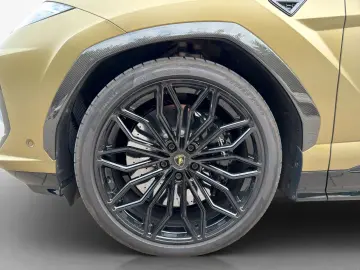 LAMBORGHINI Urus SE   4.0 V8 PHEV