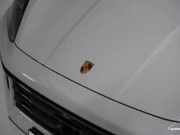PORSCHE Cayenne E-Hybrid Coupe HeadUp InnoDrive BOSE