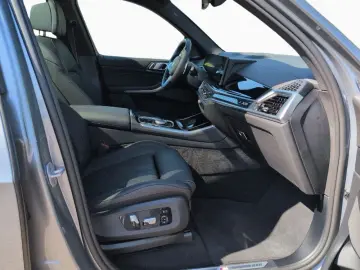 BMW X5 xDr 40i M SPORT PRO SoftCl AHK Pano H K DAPro