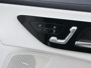 MERCEDES-BENZ CLE 200 Cabrio AMG-Sport AHK Ambi Memo…