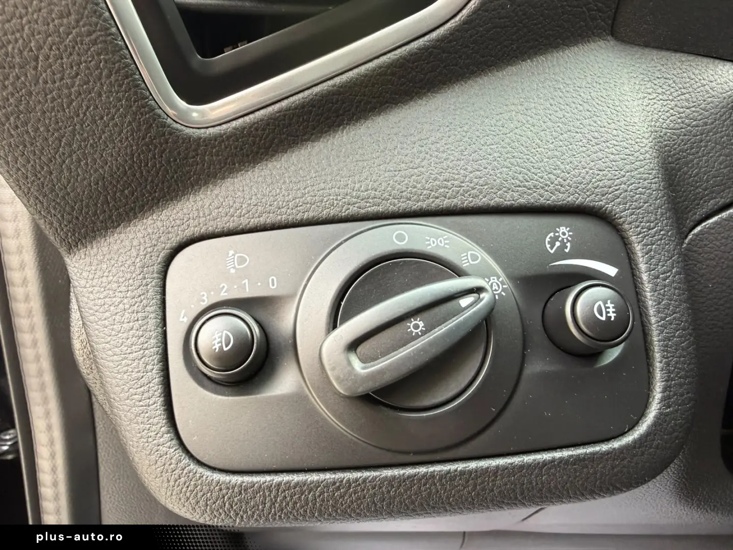 FORD Kuga 2012 — imagine 12