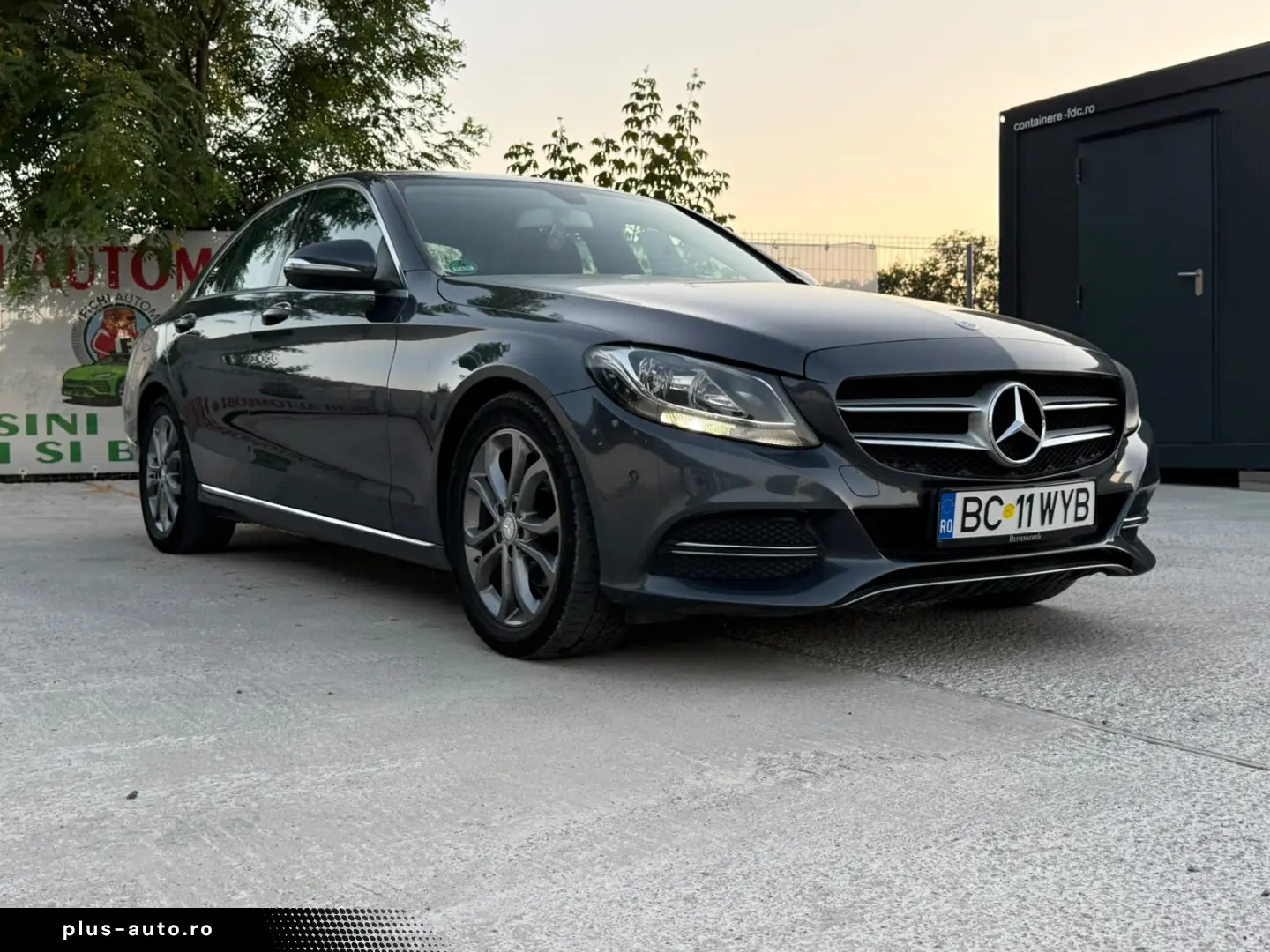 Mercedes-Benz C180 2015  1.6 Diesel